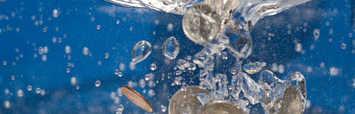 Banner Münzen in Wasser